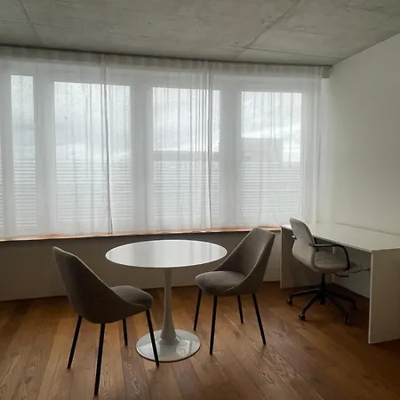 Apartment Vollmoebliertes Bahnhof