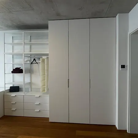 Vollmoebliertes Bahnhof Apartamento *